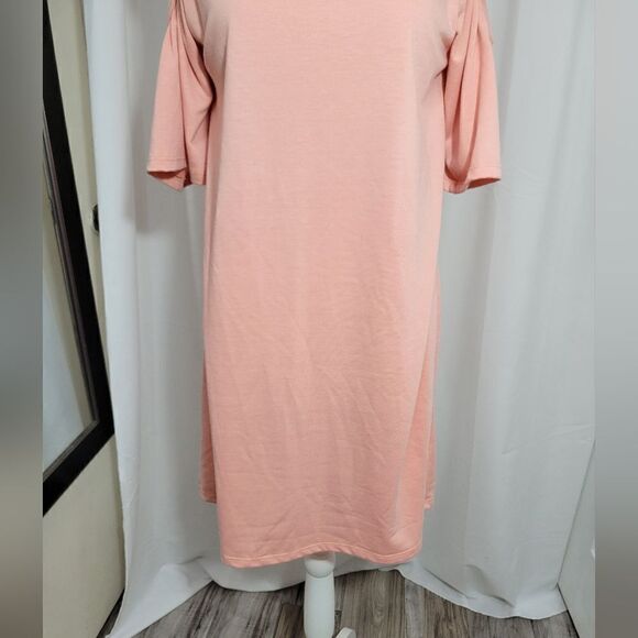 Twenty second cold shoulder dress - Picture 10 of 12